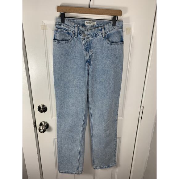 Abercrombie & Fitch The 90's Straight Ultra High Rise Denim Jeans Size 28/6R - Picture 1 of 7